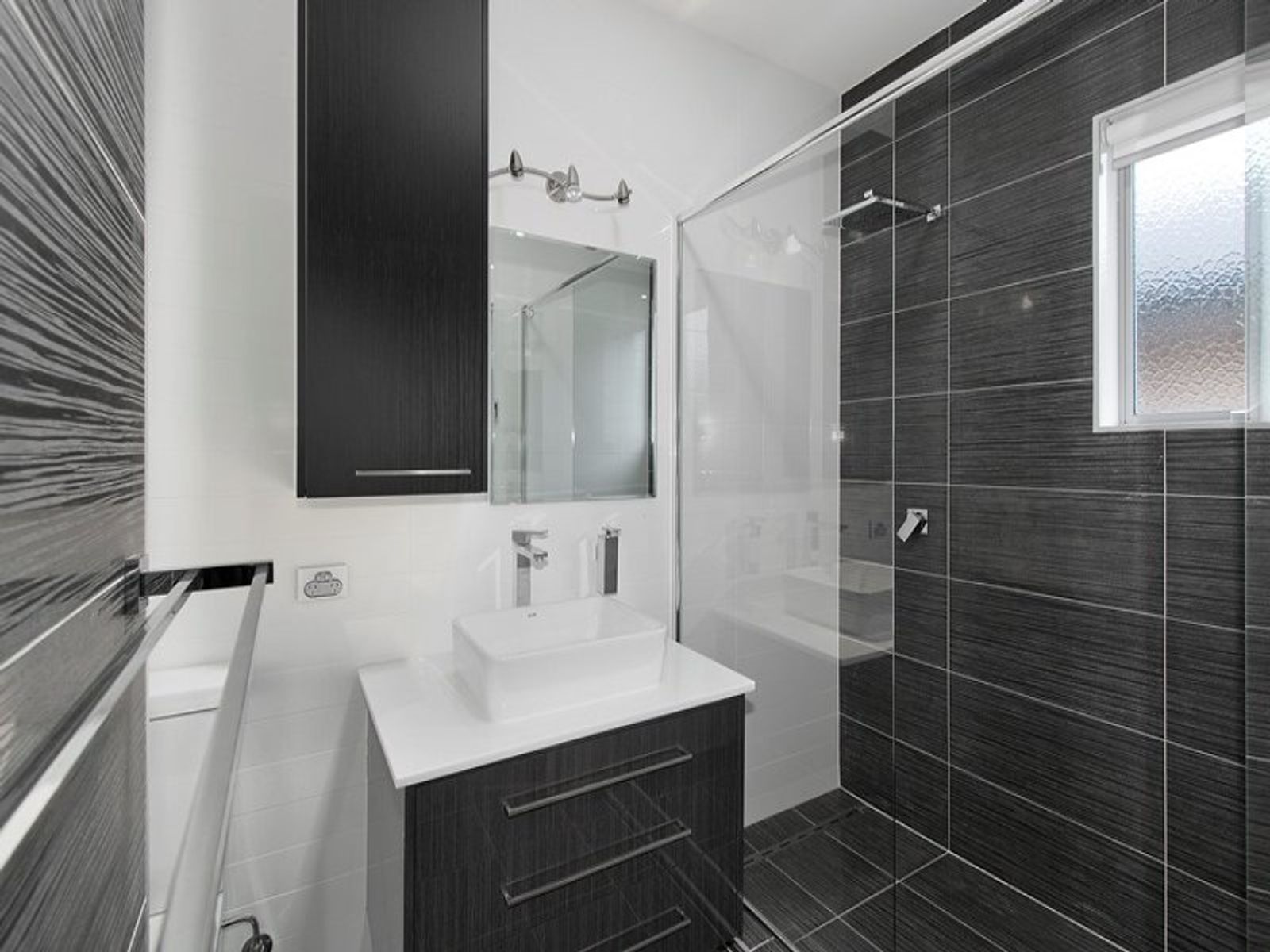 150 Lakeview Boulevard, Keysborough, VIC 3173, Keysborough - Thumbnail 8
