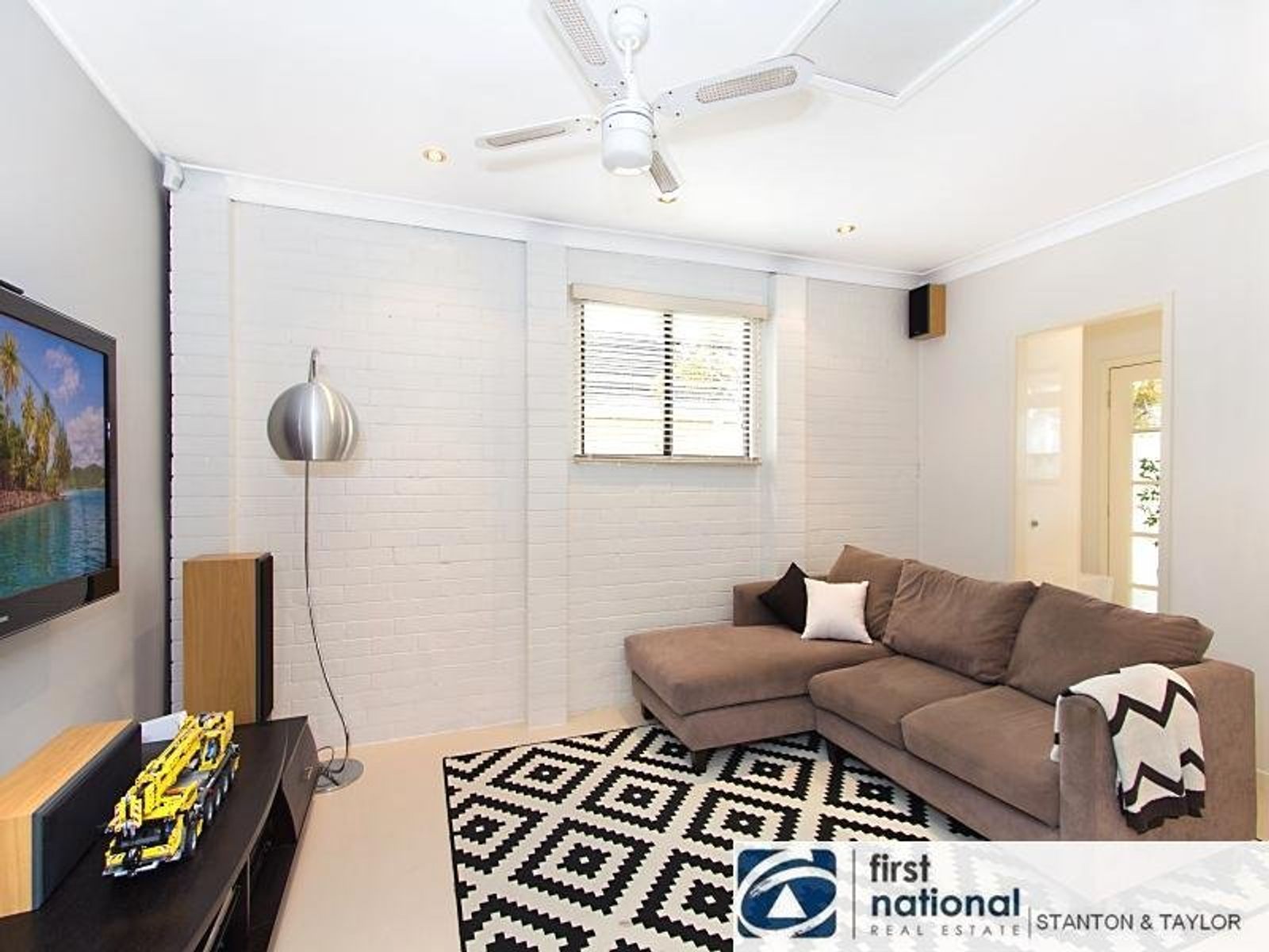 6 Marsh Road, Silverdale - Thumbnail 5