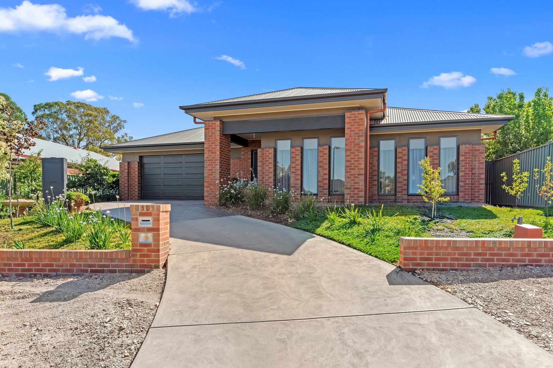 10 Hampshire Place, Strathfieldsaye VIC 3551, Strathfieldsaye - Image 1