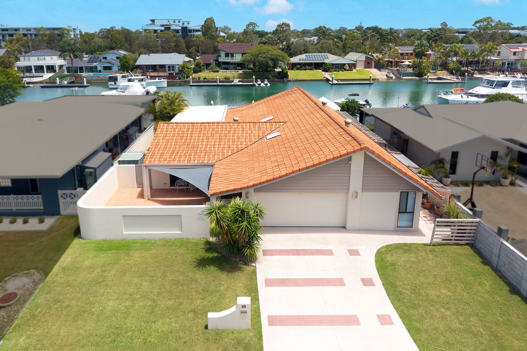 19 Compass Court, Raby Bay QLD 4163, Cleveland - Thumbnail 2