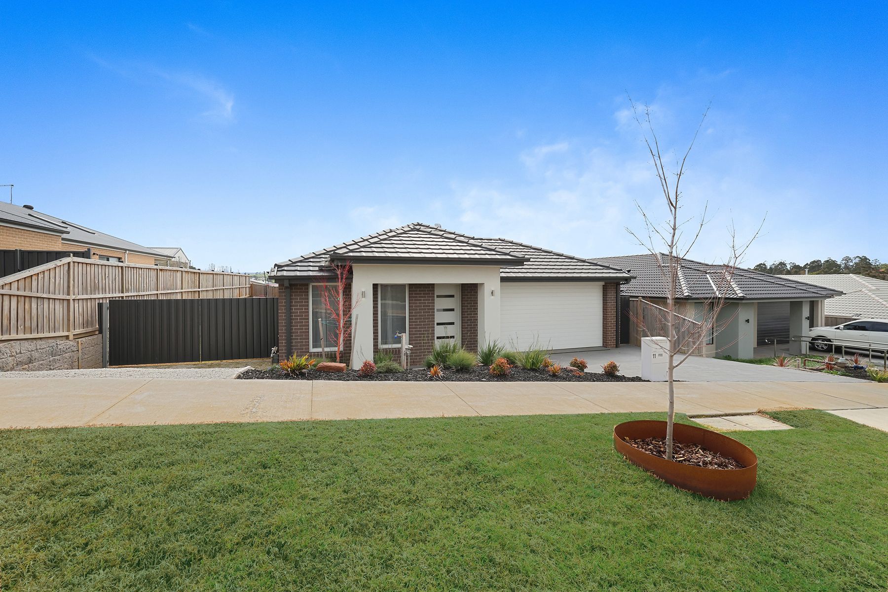 11 Newton Avenue, Warragul, VIC 3820, Warragul - Thumbnail 4