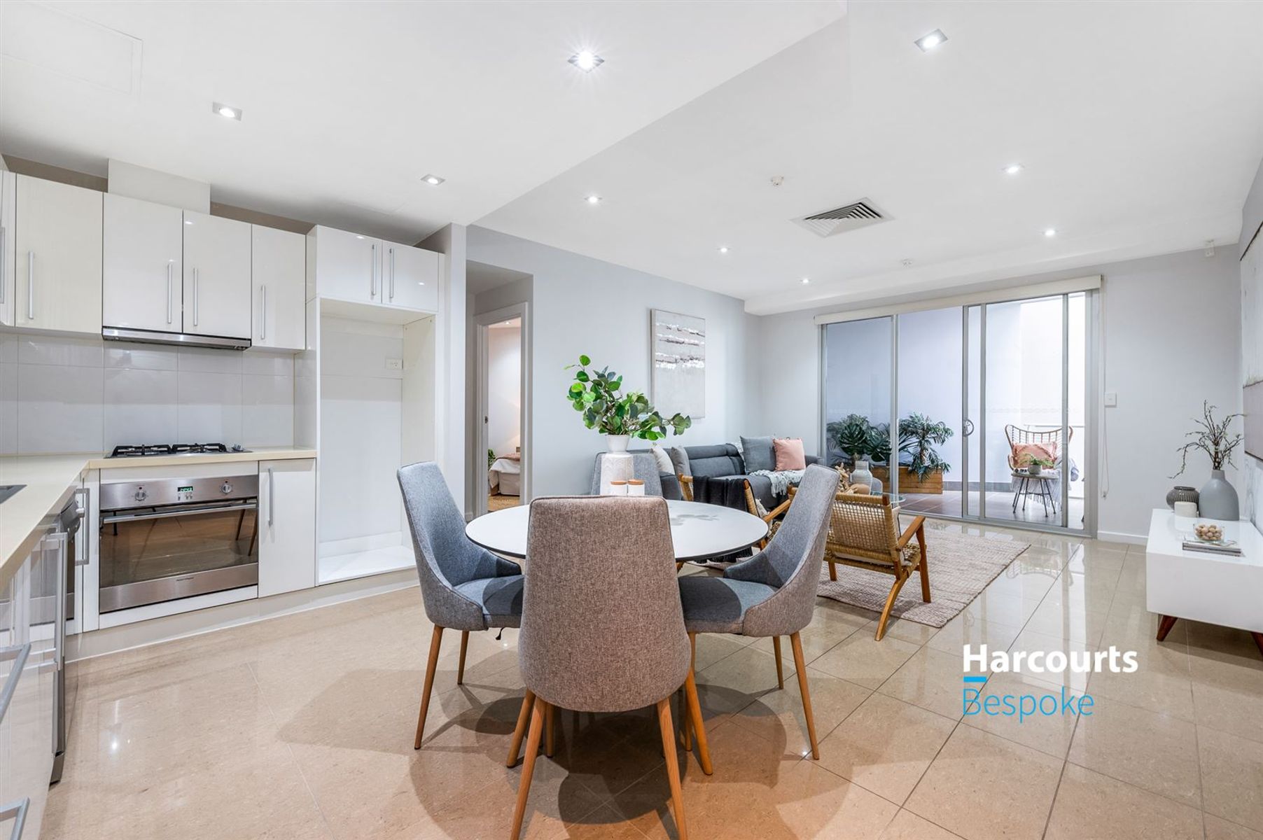 206/20, Mawson Lakes - Thumbnail 3