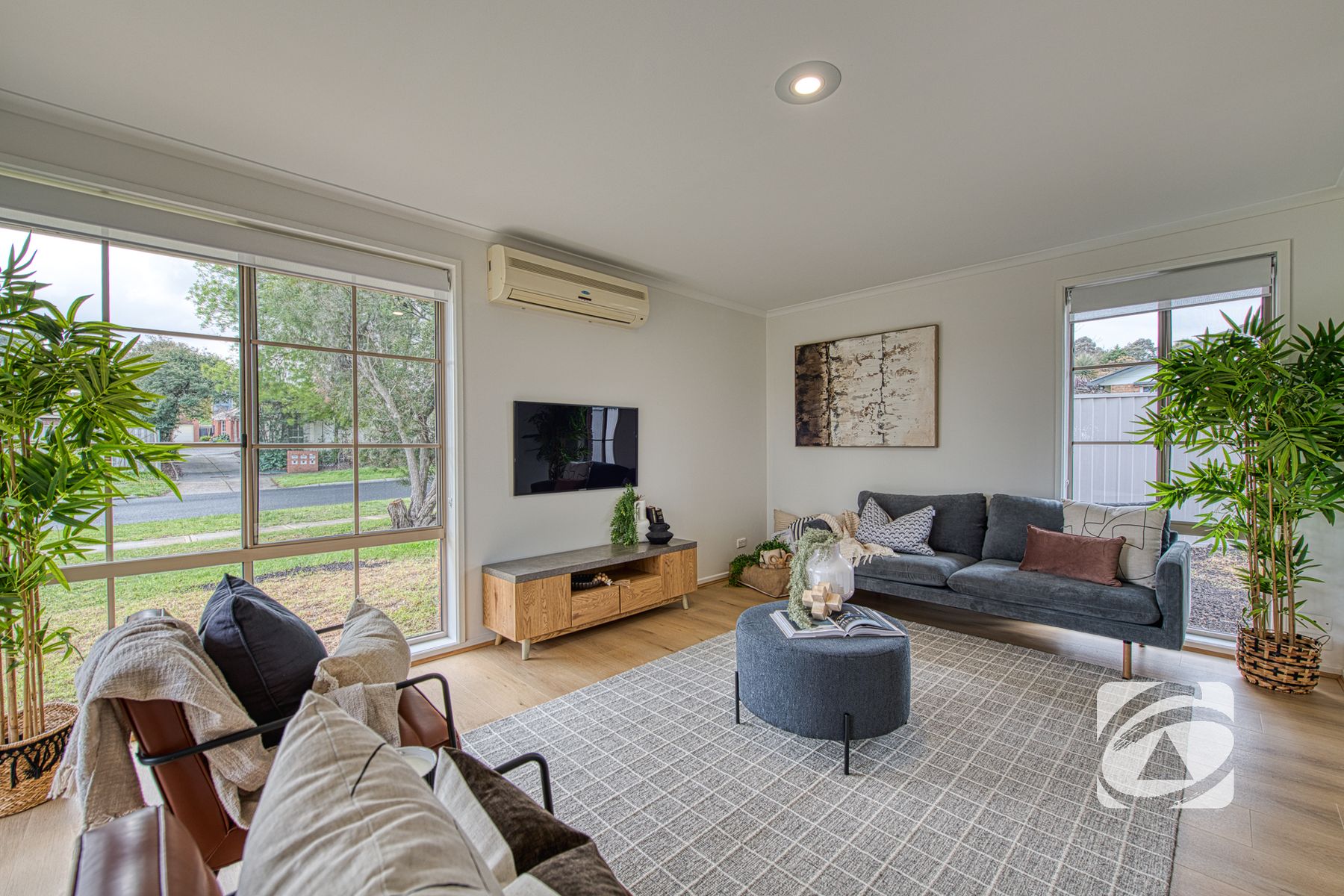 1/42 Strathavan Drive, Berwick VIC 3806, Berwick - Thumbnail 3
