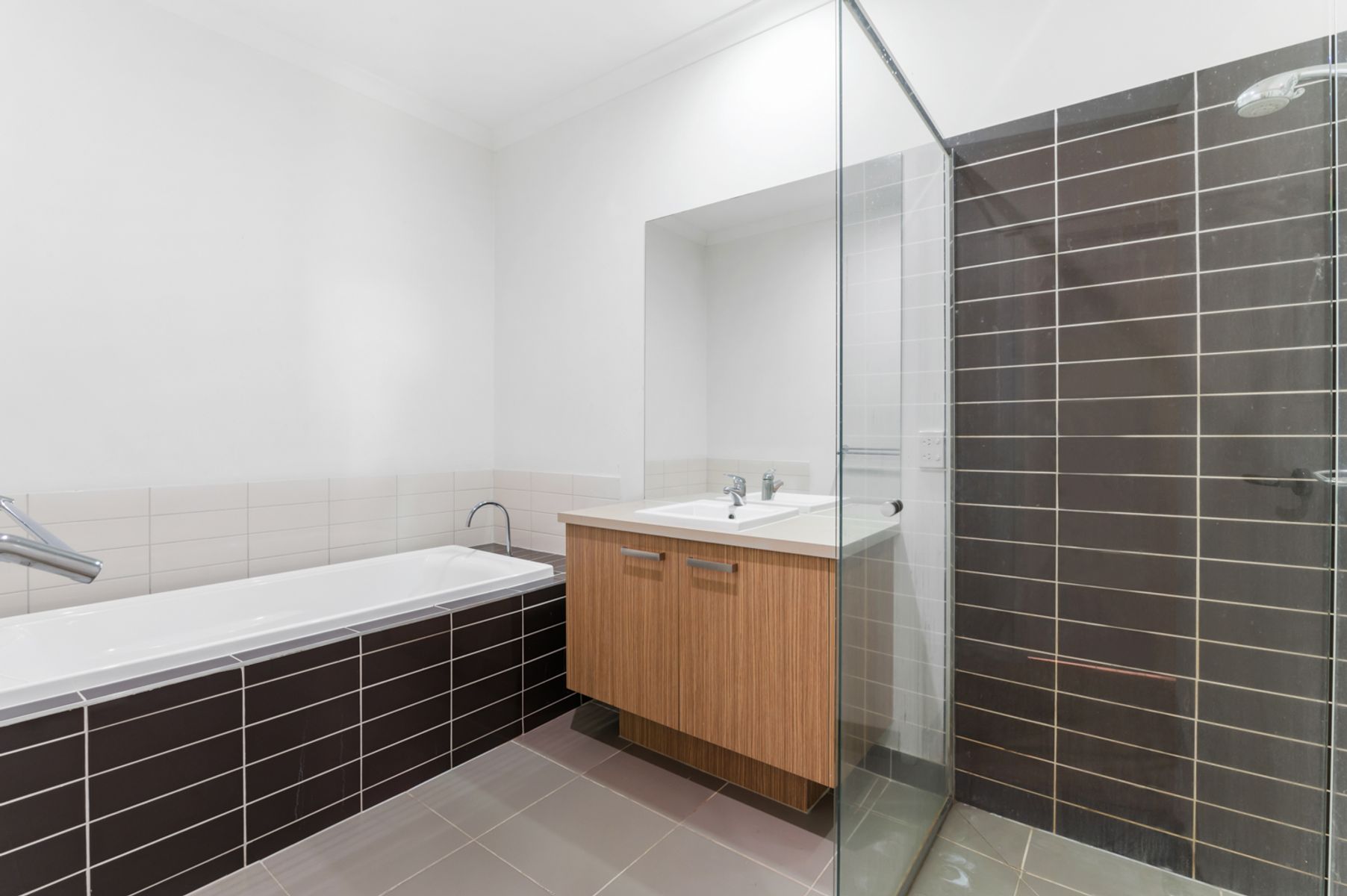 51 Broadbeach Circuit, Point Cook, VIC 3030, Point Cook - Thumbnail 7