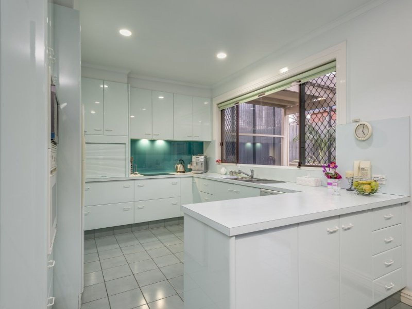9 Gray Close, Endeavour Hills, VIC 3802, Endeavour Hills - Thumbnail 5