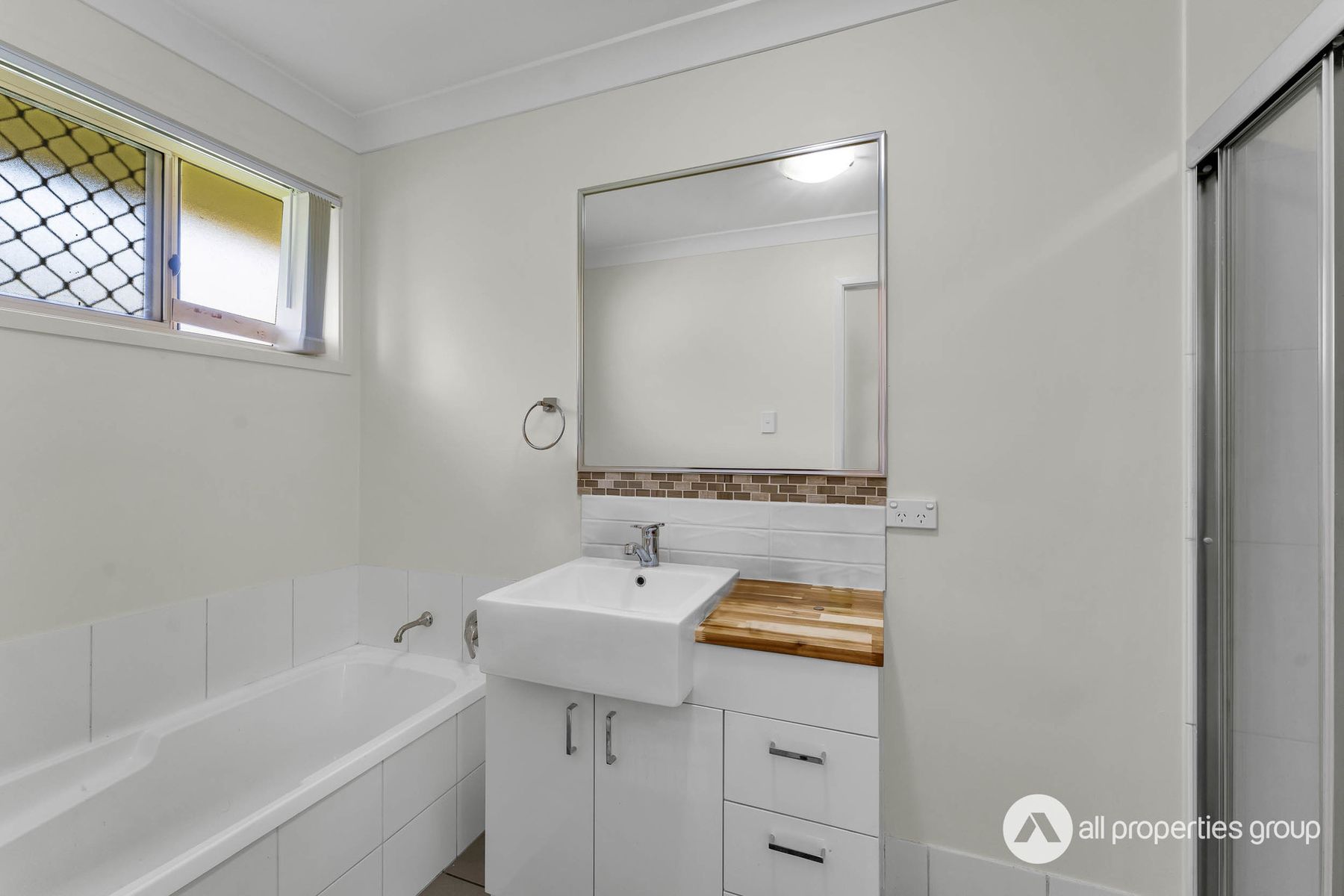 5 Spalding Crescent, Goodna QLD 4300, Goodna - Thumbnail 6