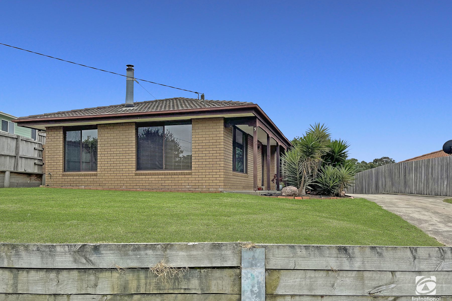 3 Wallace Street, Lakes Entrance VIC 3909