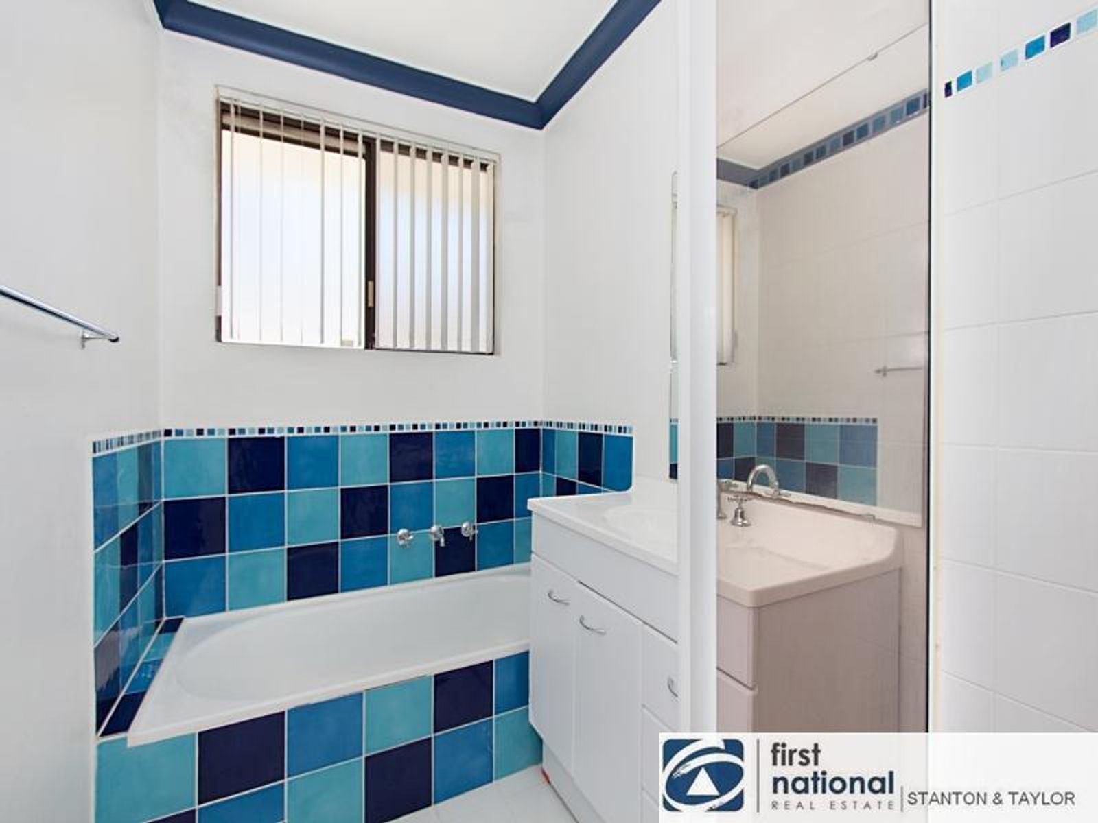 1/19-23 First Street, Kingswood - Thumbnail 2