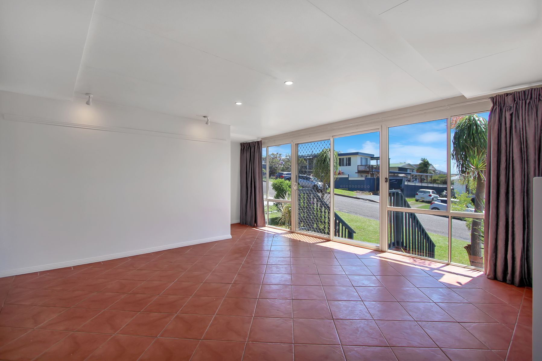 12 Catherine Street, Port Macquarie NSW 2444, Port Macquarie - Thumbnail 2