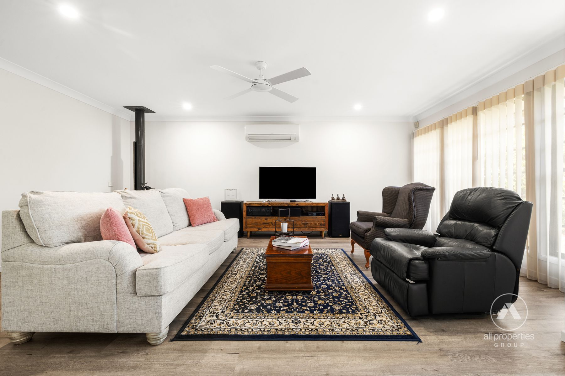 14 Woodview Street, Browns Plains QLD 4118, Browns Plains - Thumbnail 4