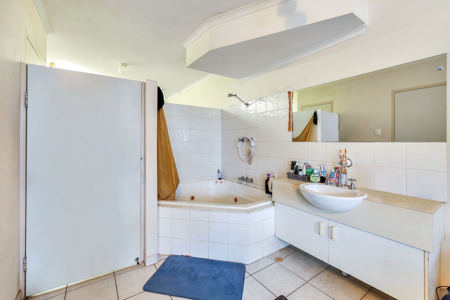 90/21 Cavenagh Street, Darwin City NT 0800, Darwin City - Thumbnail 6