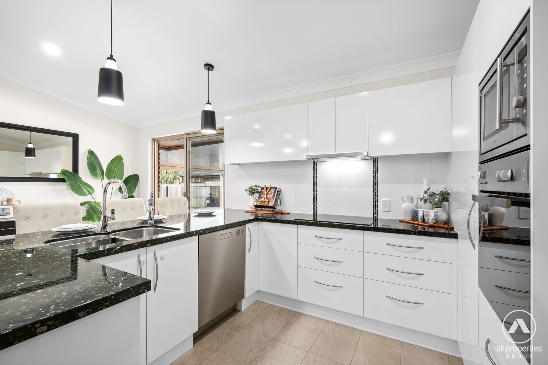 15 Cianthus Street, Regents Park QLD 4118, Regents Park - Thumbnail 7