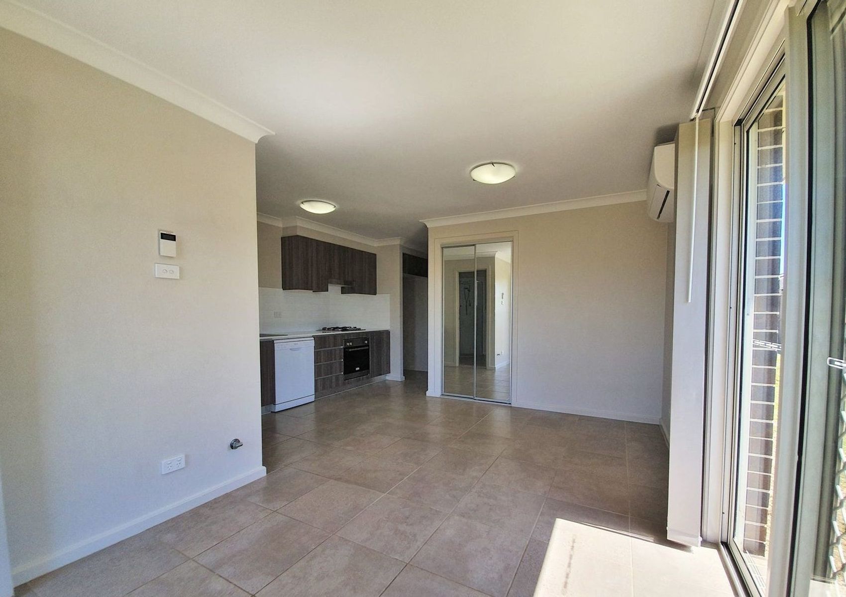95 Spring Farm Drive, Spring Farm NSW 2570, Spring Farm - Thumbnail 3