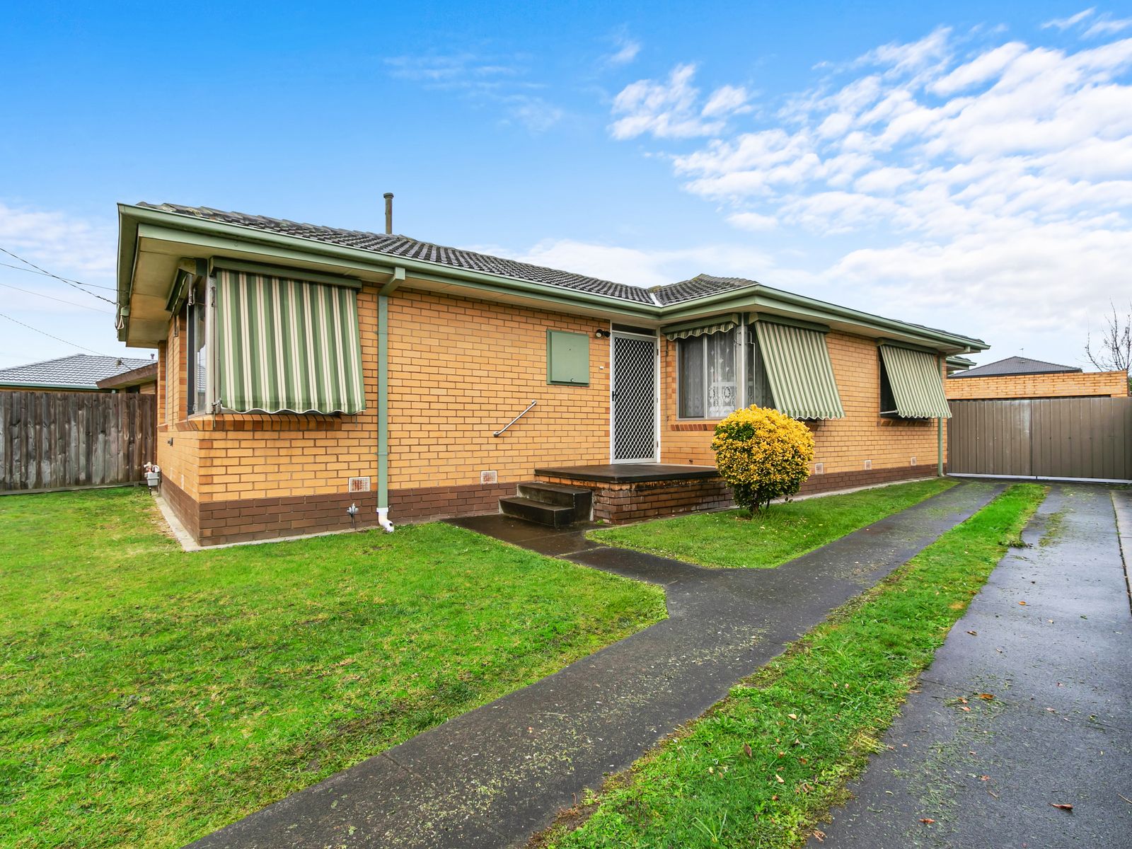 17 Holden Crescent, Traralgon, VIC 3844, Traralgon - Thumbnail 2
