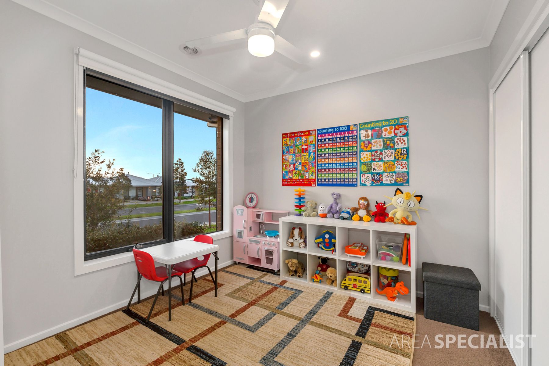 198 Wheelers Park Drive, Cranbourne North, VIC 3977, Cranbourne North - Thumbnail 3