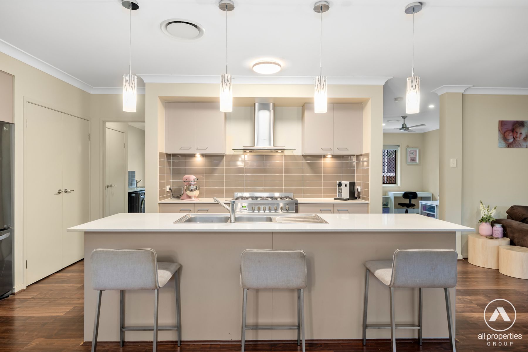 5 Lucy Court, Augustine Heights QLD 4300, Augustine Heights - Thumbnail 3