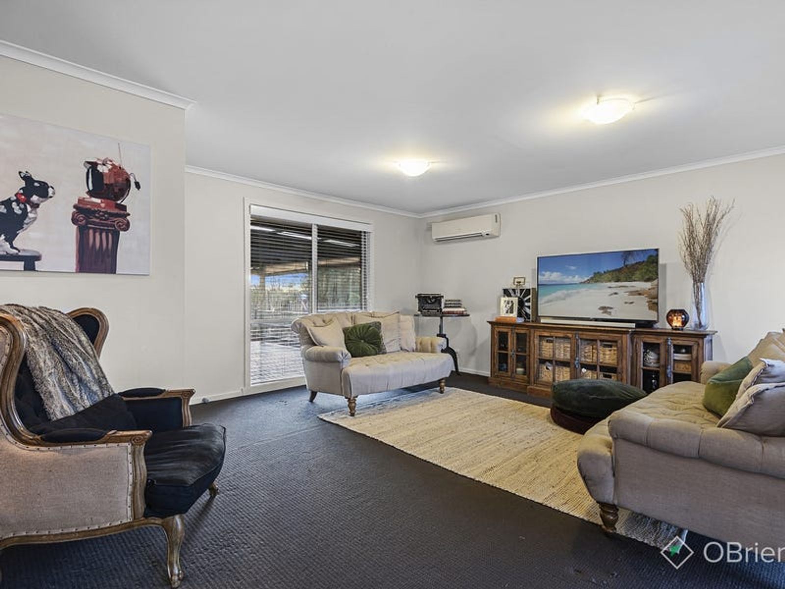 10 Newmill Close, Endeavour Hills, VIC 3802, Endeavour Hills - Thumbnail 2