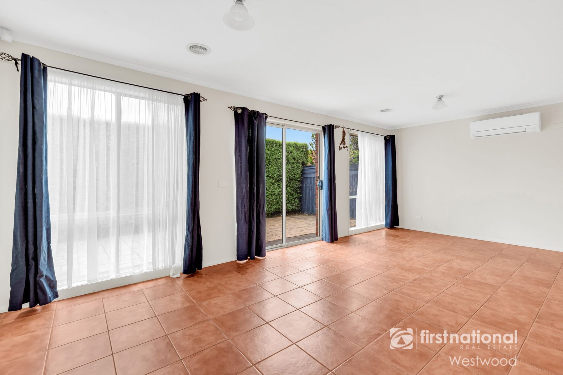 24 Fiona Court, Werribee VIC 3030, Werribee - Thumbnail 7