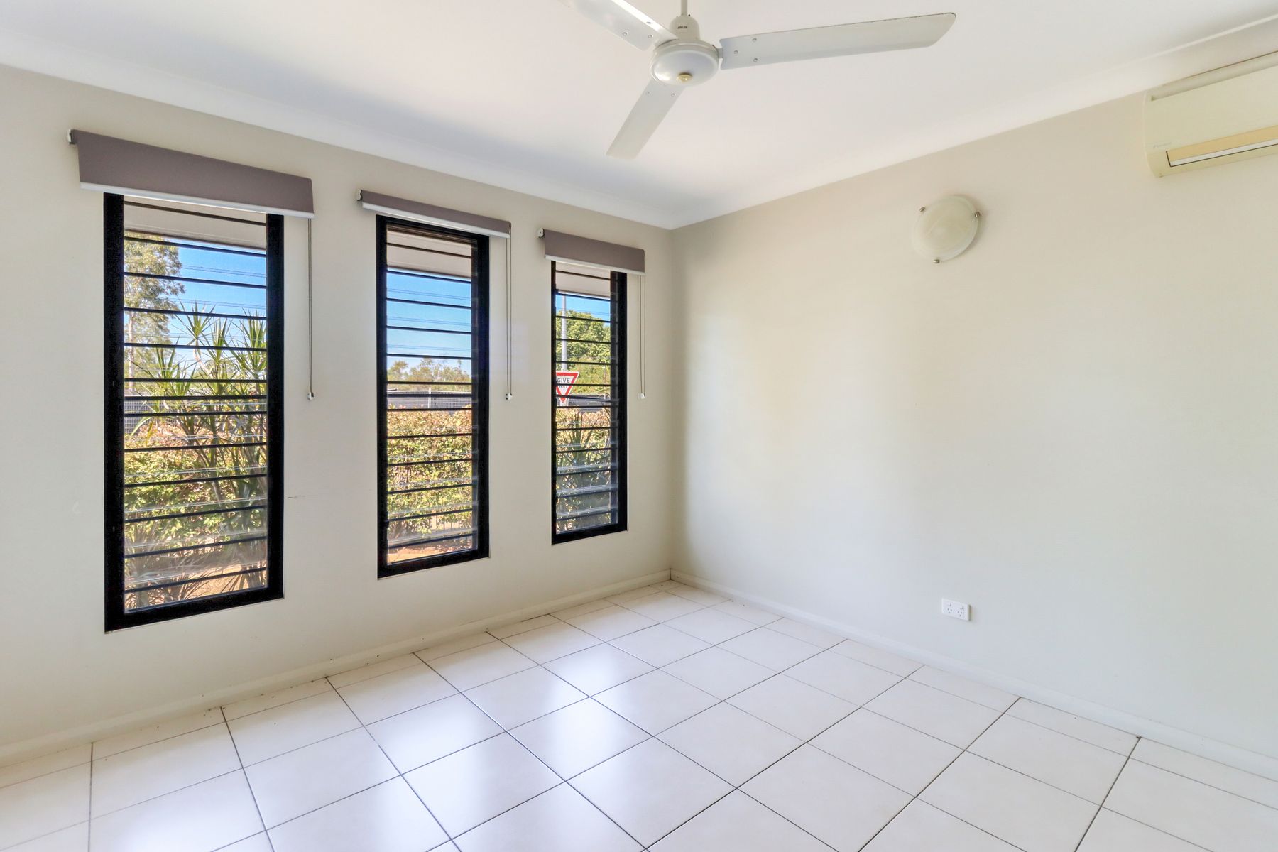 24 Flynn Circuit, Bellamack, NT 0832, Bellamack - Thumbnail 8