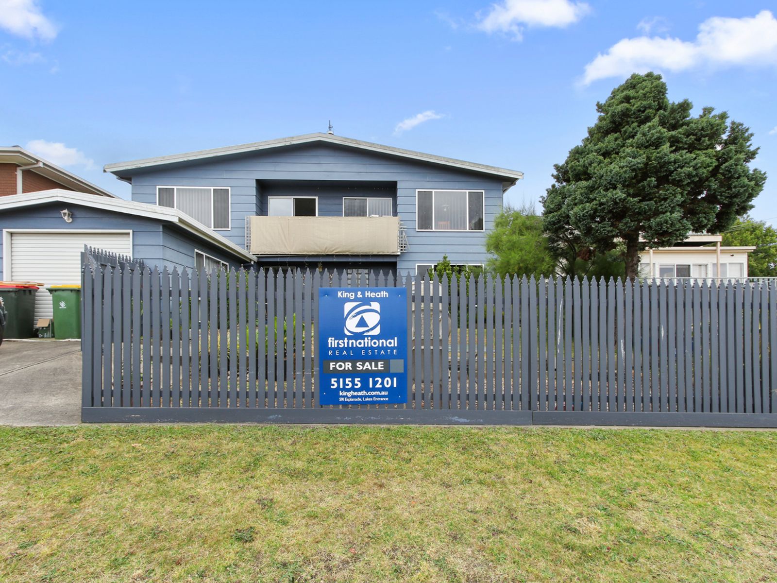 4 Bronsdon Street, Lakes Entrance VIC 3909, Lakes Entrance - Image 1