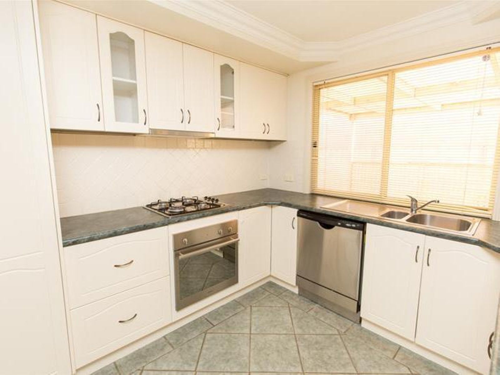 17 Burnside Way, Mildura - Thumbnail 5