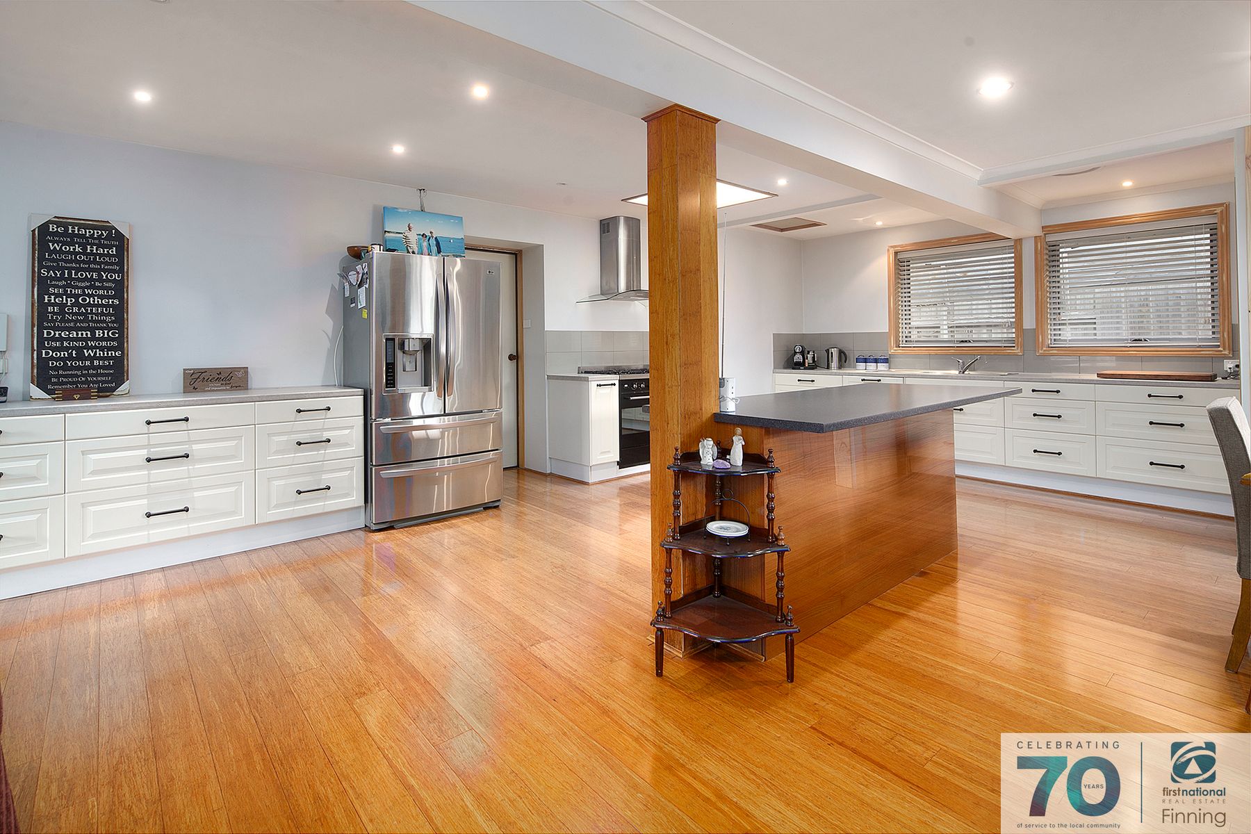 13 Highview Avenue, Cranbourne VIC 3977, Cranbourne - Thumbnail 2