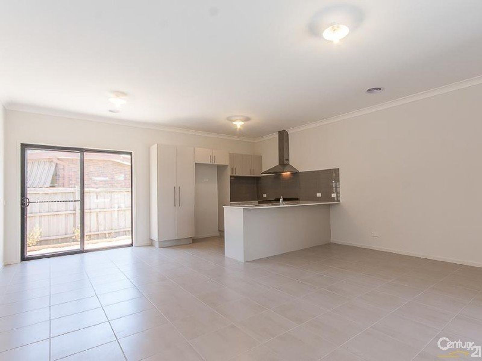 3/21 Normanby Street, Cranbourne - Thumbnail 6