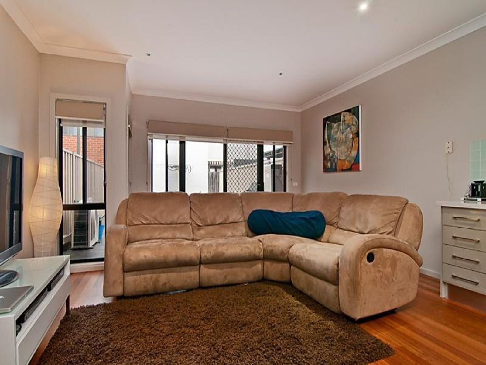 36 Newton Street, Kensington - Thumbnail 3
