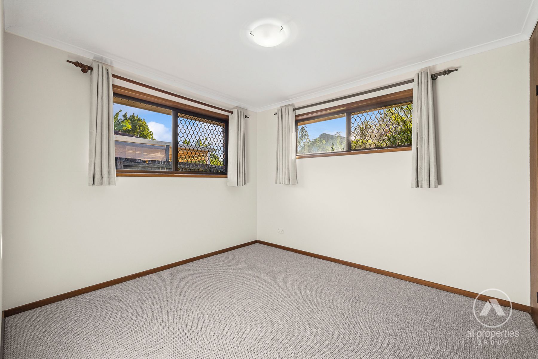 2/10 Davebill Court, Labrador QLD 4215, Labrador - Thumbnail 6