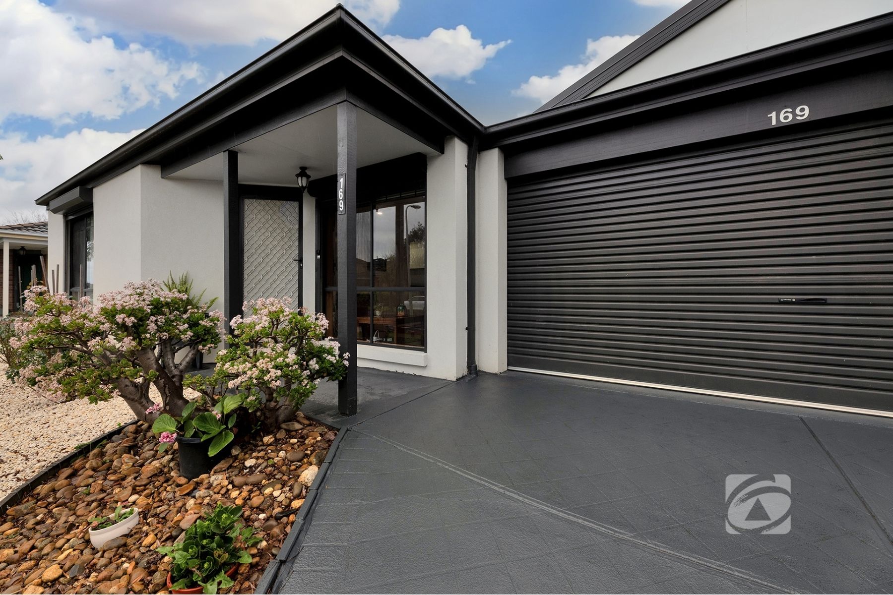 169 Fleetwood Drive, Narre Warren VIC 3805, Narre Warren - Thumbnail 2