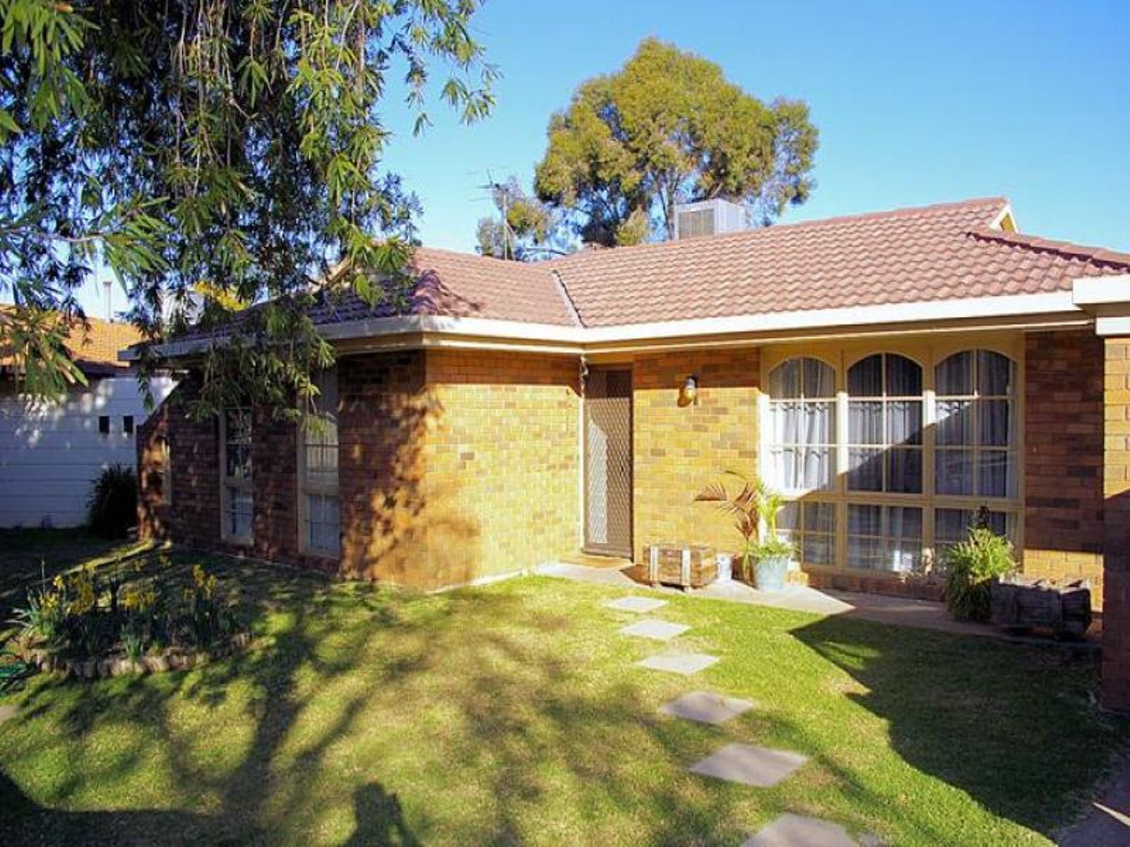 4 Bundarra Court