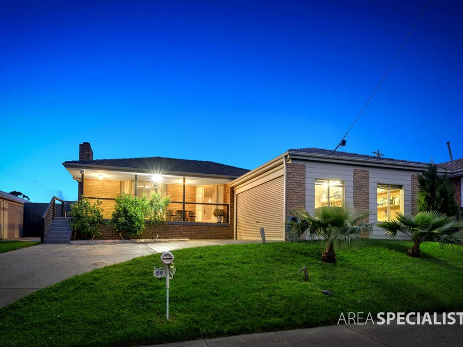 32 Huntington Drive, Hampton Park, VIC 3976, Hampton Park - Thumbnail 2