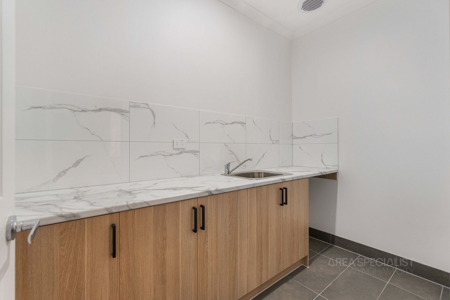 2 Tathra Road, Wyndham Vale, VIC 3024, Wyndham Vale - Thumbnail 7