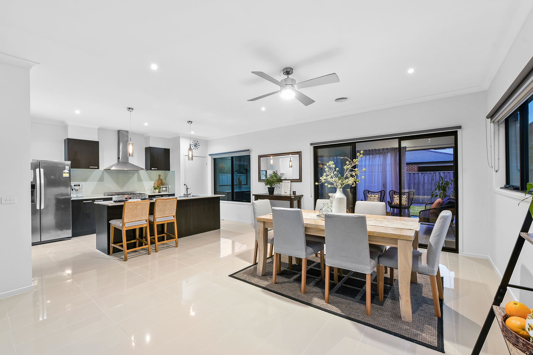16 Bluebell Way, Keysborough, VIC 3173, Keysborough - Thumbnail 2