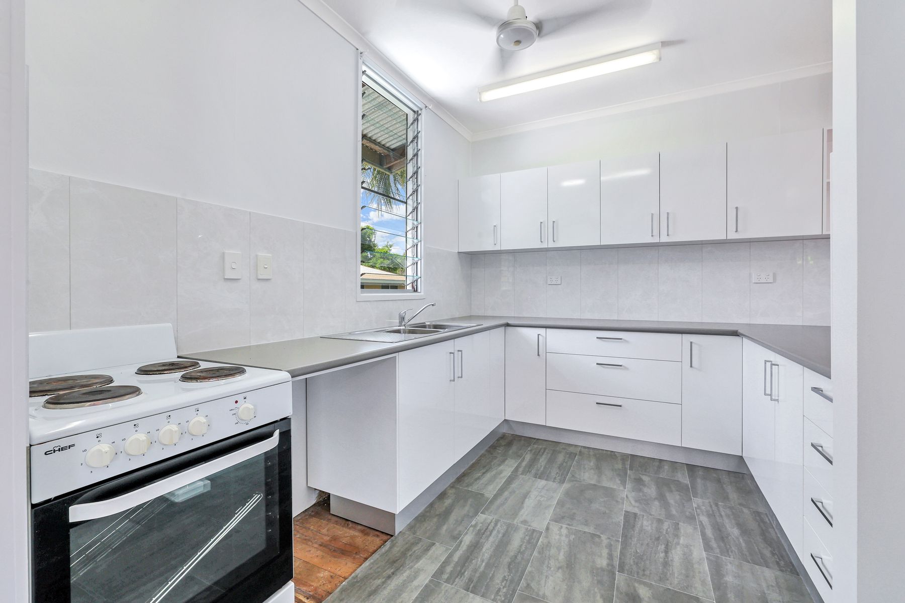 11 Samson Court, Malak NT 0812, Malak - Thumbnail 2