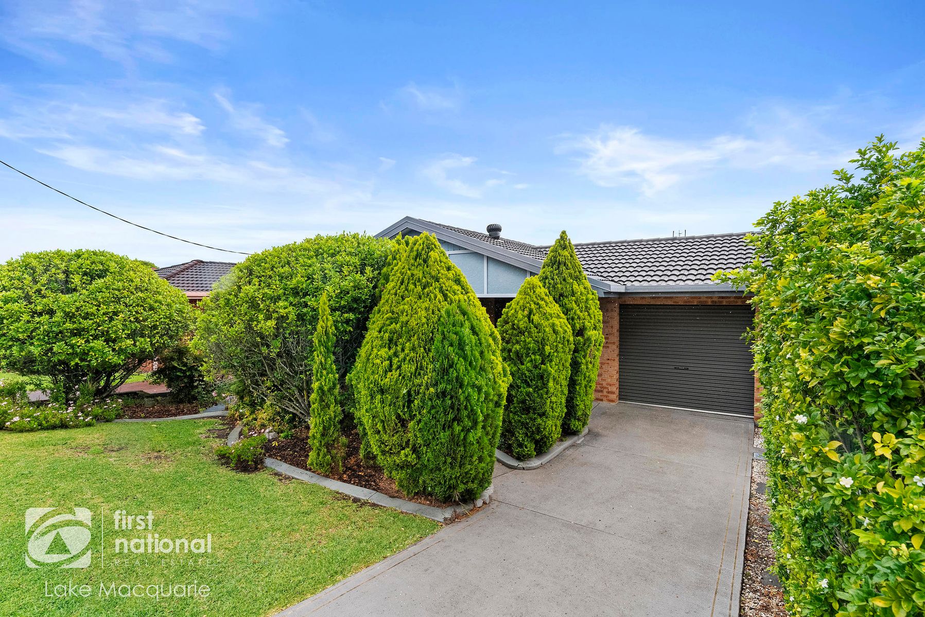 17 Glendon Crescent, Glendale - Image 1