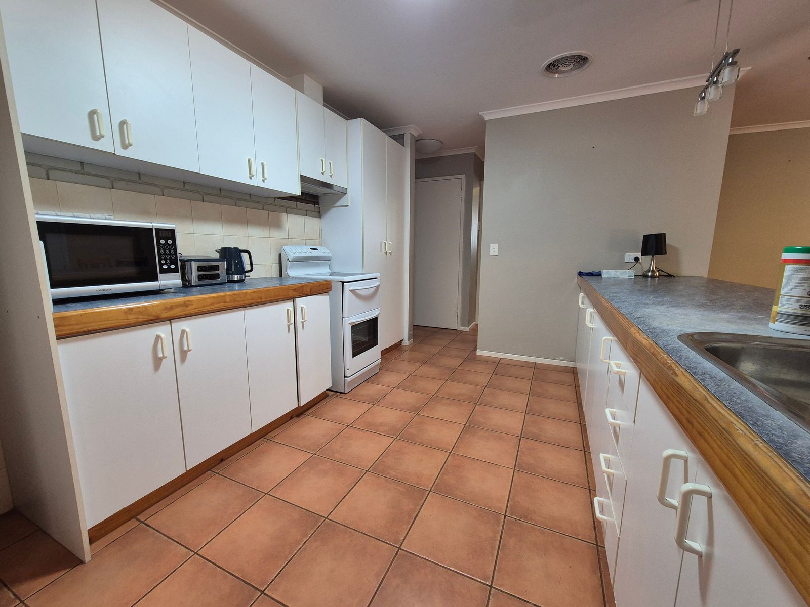 25 Stanbridge Way, Millars Well WA 6714, Millars Well - Thumbnail 3