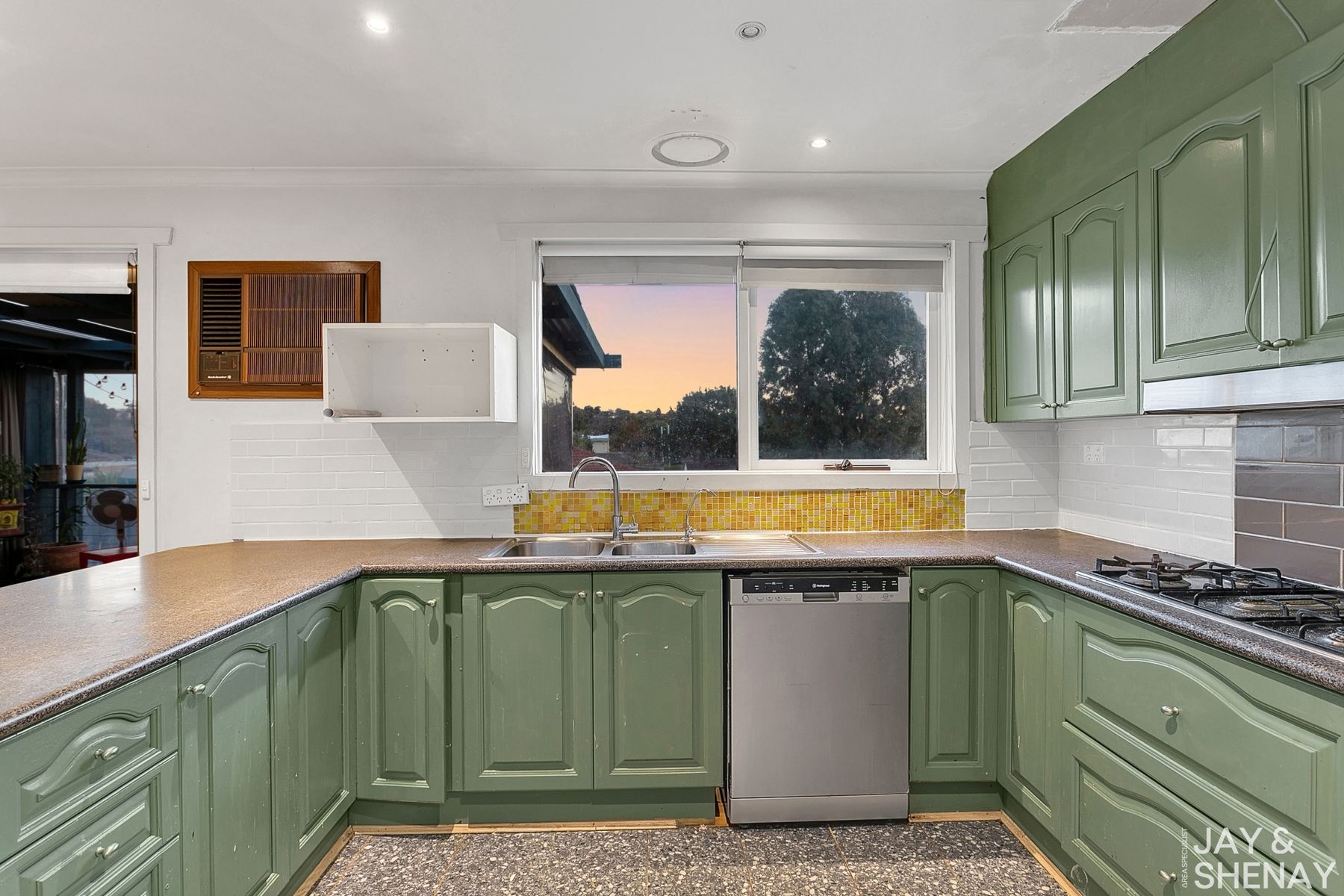33 Peebles Street, Endeavour Hills, VIC 3802, Endeavour Hills - Thumbnail 7