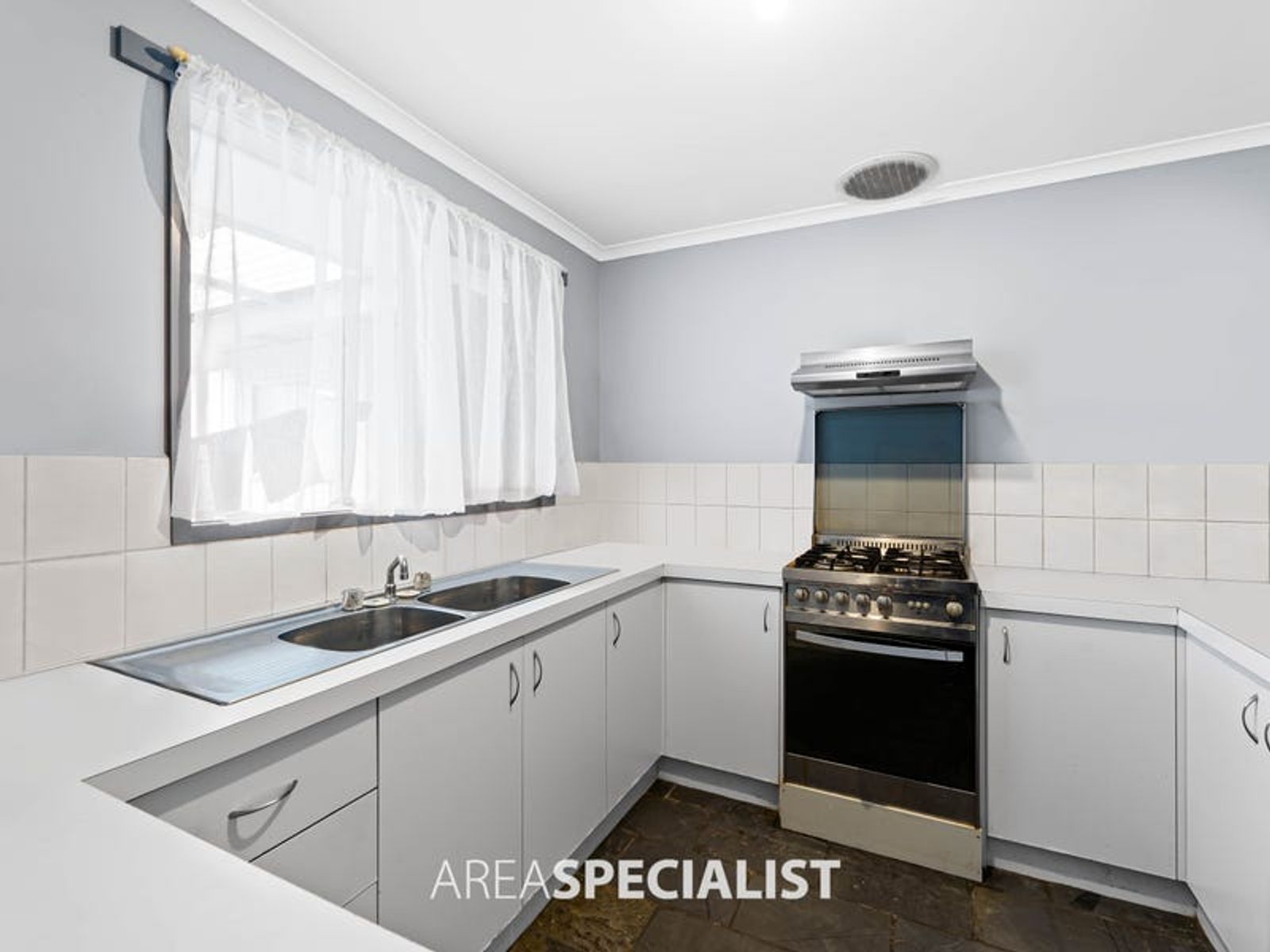 27 Lesley Drive, Hampton Park, VIC 3976, Hampton Park - Thumbnail 5