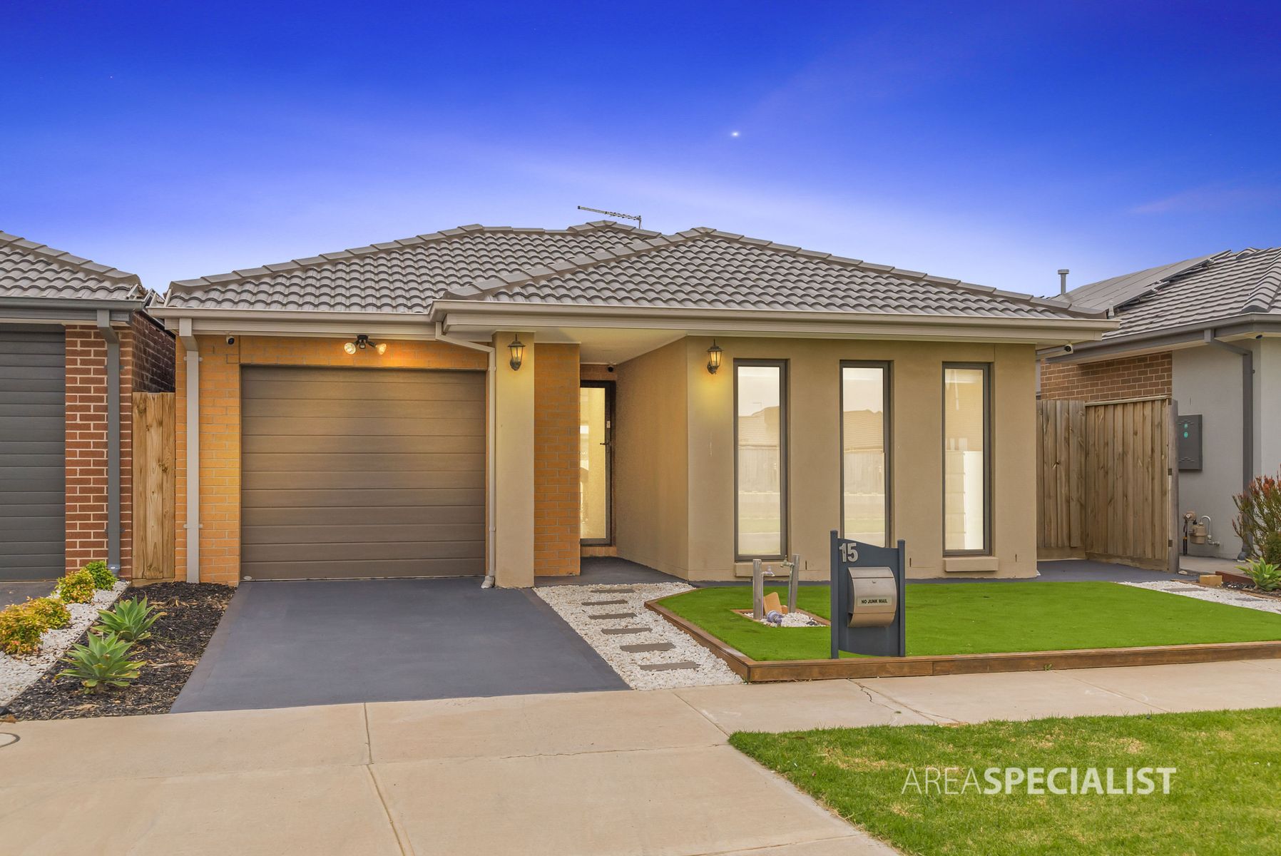 15 Gellibrand Street, Werribee, VIC 3030, Werribee - Thumbnail 2