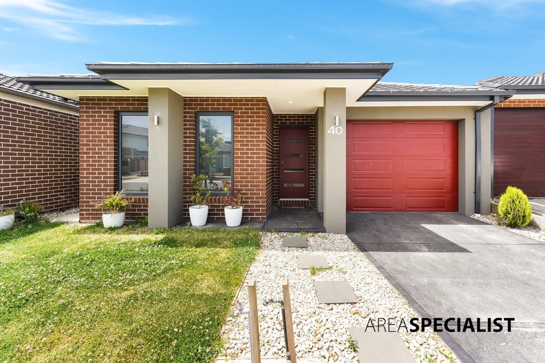 40 Bernardins Street, Clyde North, VIC 3978, Clyde North - Thumbnail 2