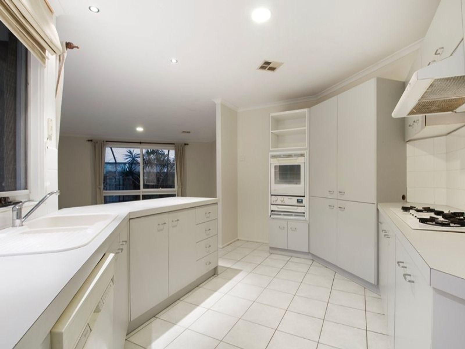 35 Jacqueline Drive, Aspendale Gardens, VIC 3195, Aspendale Gardens - Thumbnail 6