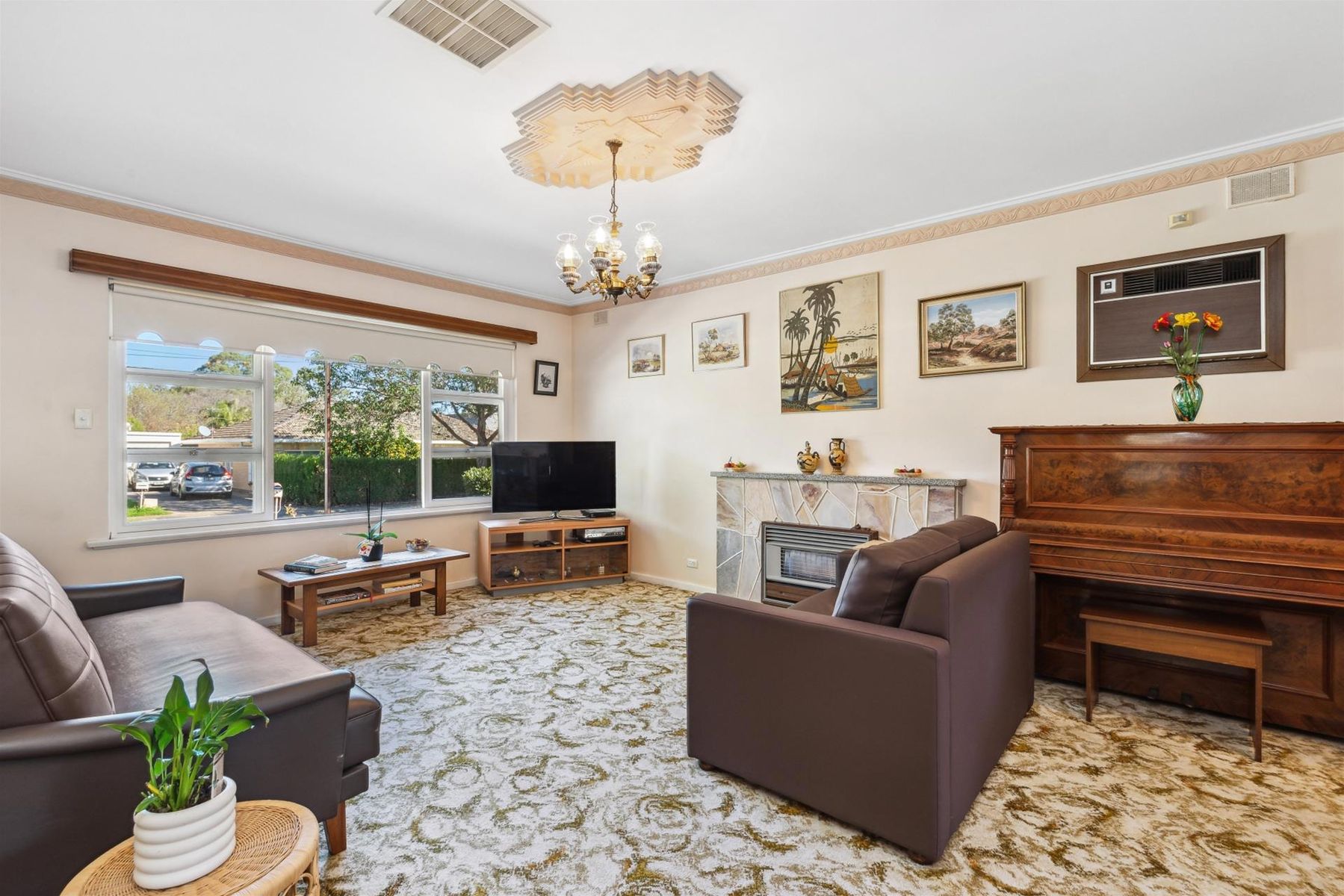 12 Reid Avenue, Felixstow SA 5070, Felixstow - Thumbnail 3