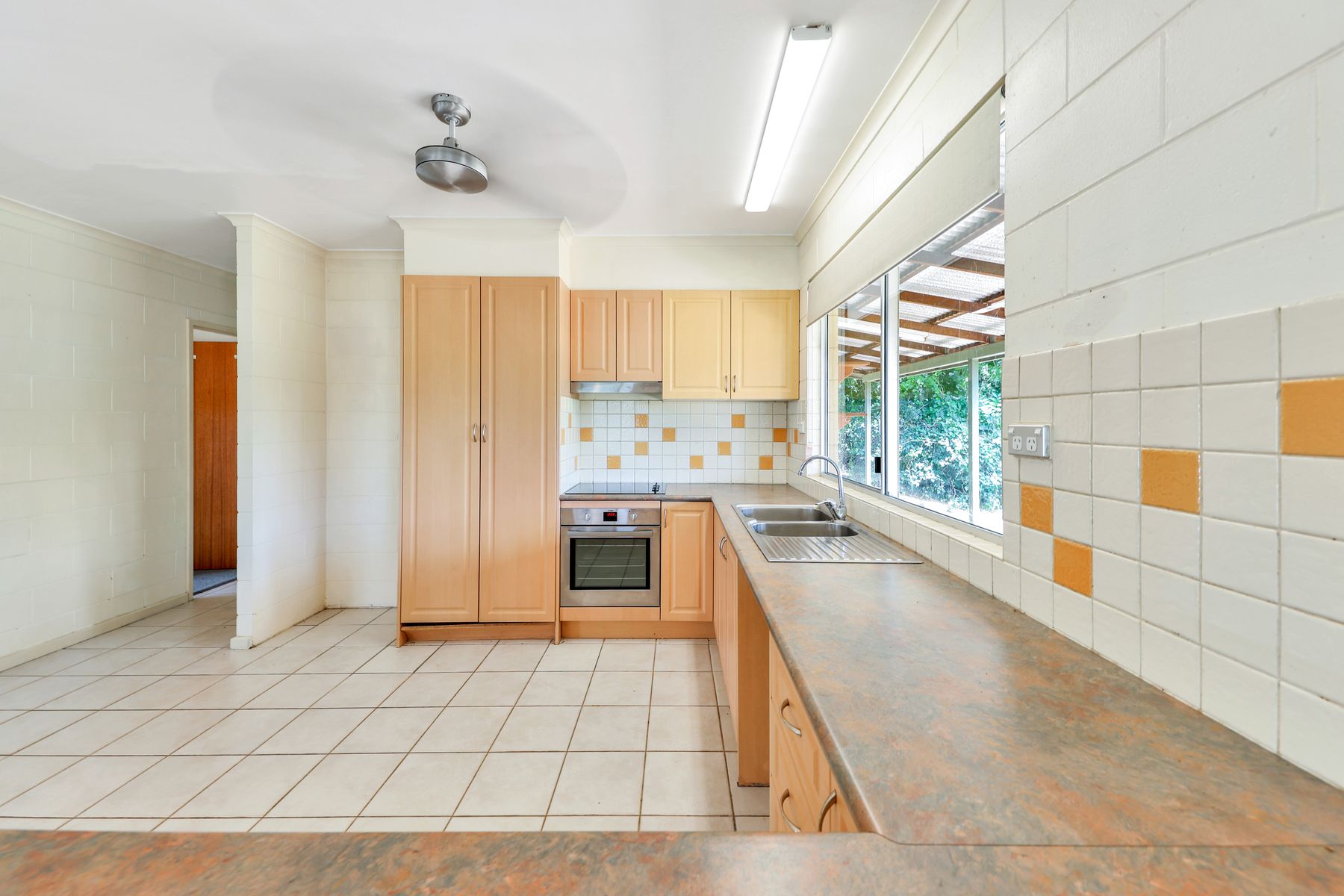32 Bagshaw Crescent, Gray NT 0830, Gray - Thumbnail 4