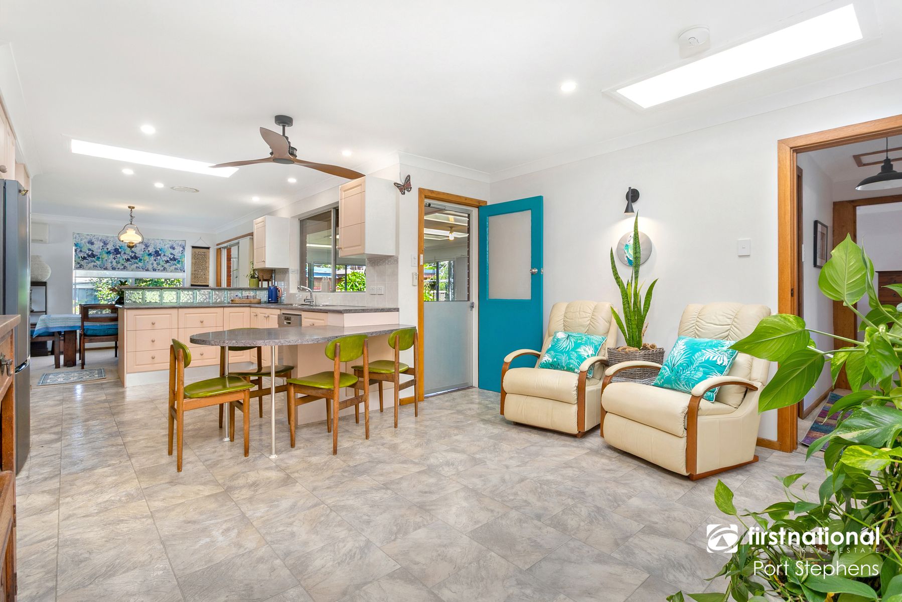5 Clarence Street, Corlette NSW 2315, Corlette - Thumbnail 4
