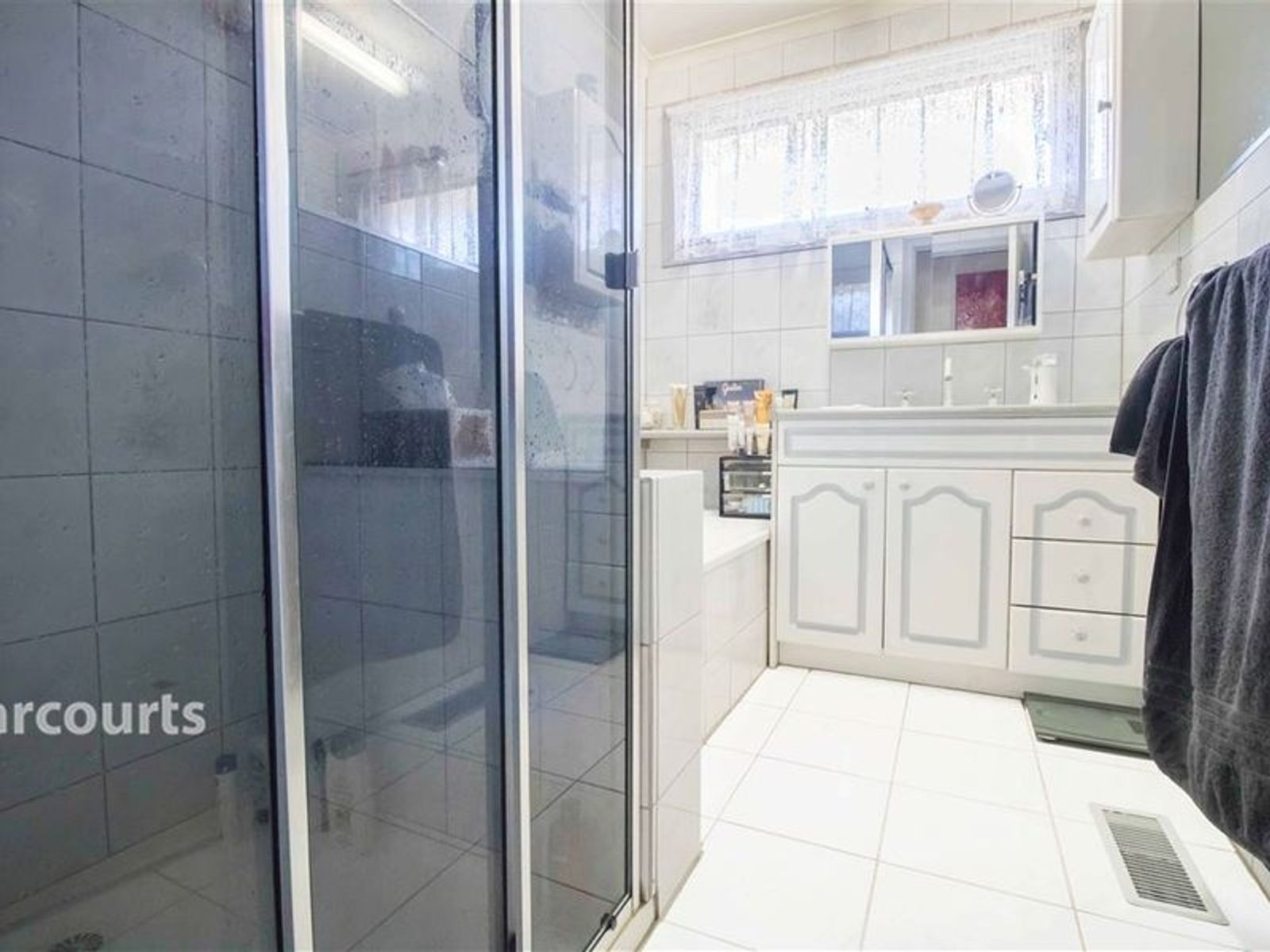 3 Millswyn Avenue, Hampton Park, VIC 3976, Hampton Park - Thumbnail 5