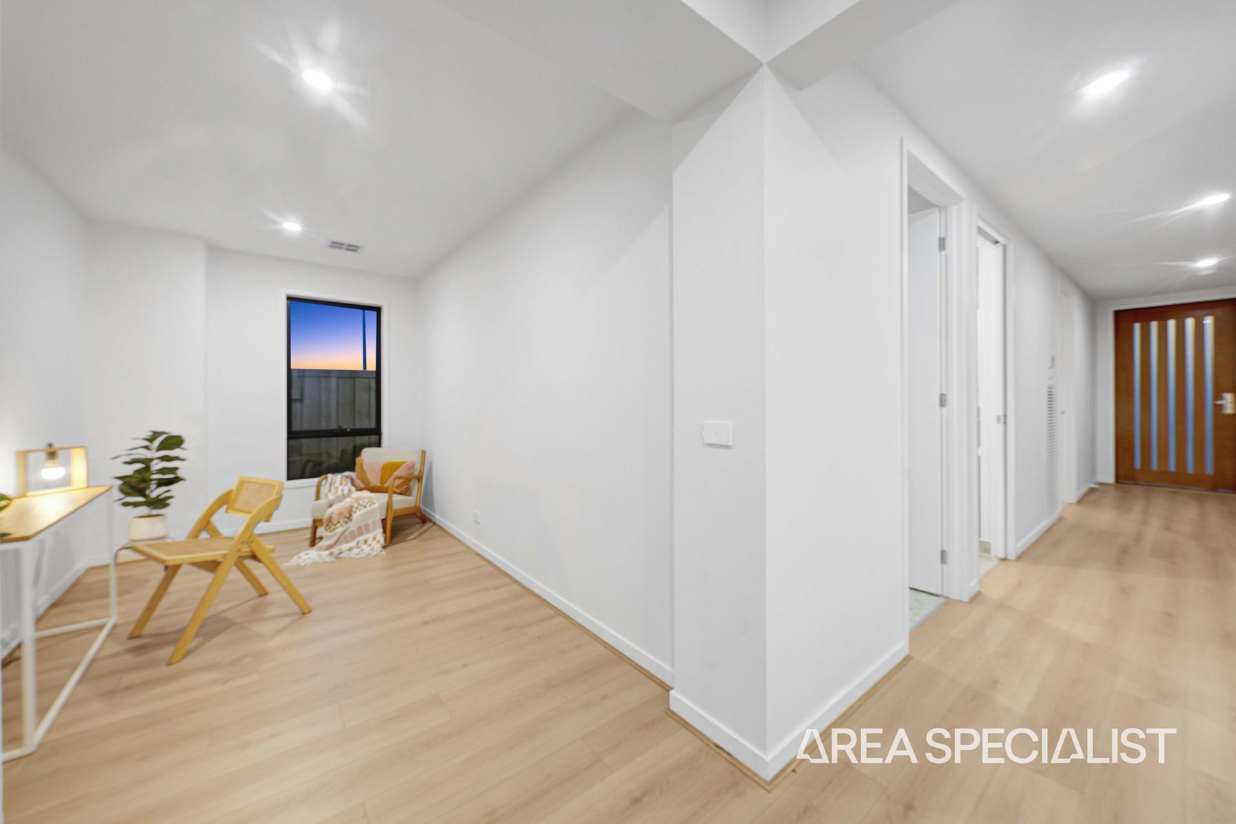 46 Adenmore Circuit, Deanside, Deanside - Thumbnail 3