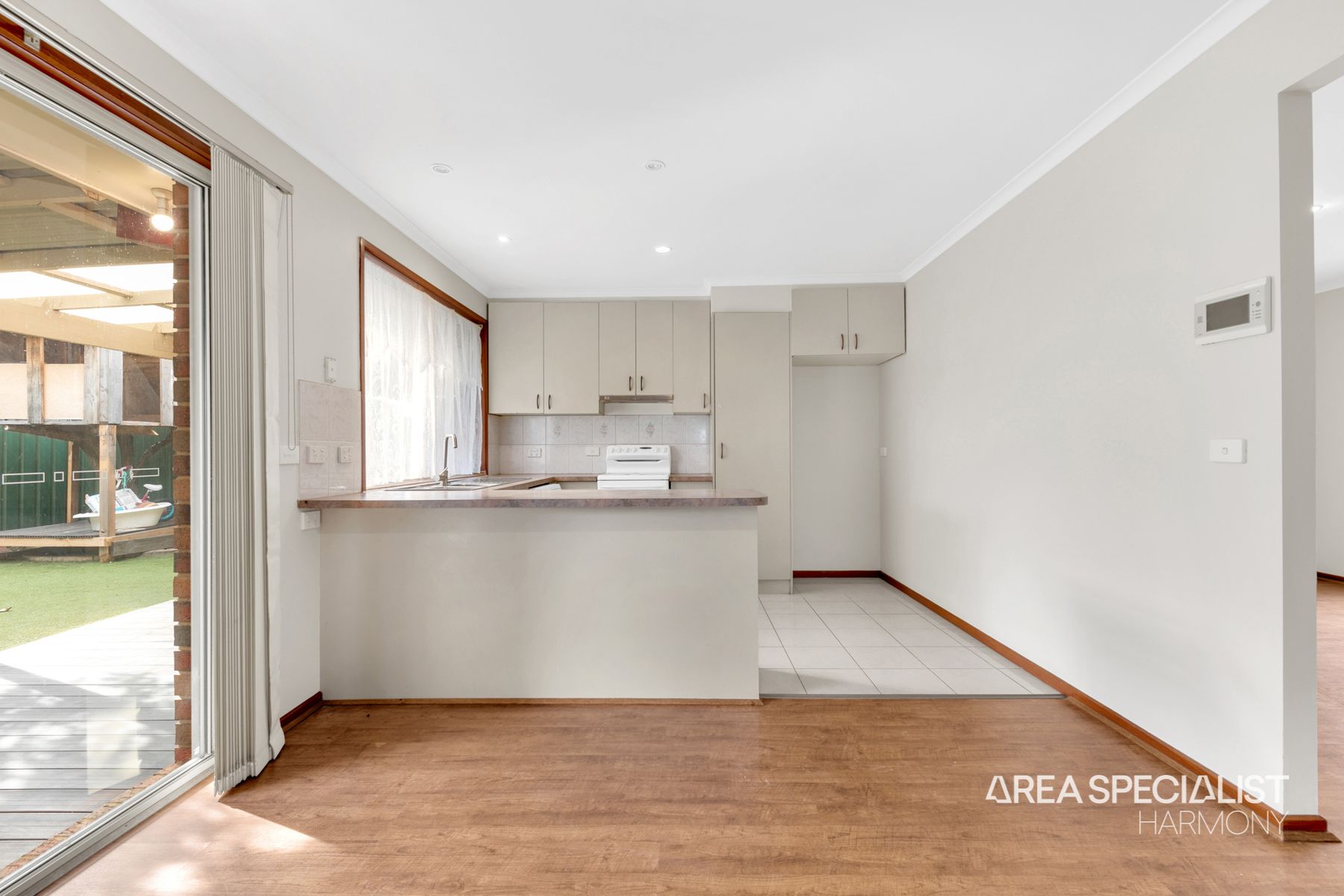 44 Mockridge Avenue, Burnside, VIC 3023, Burnside - Thumbnail 4