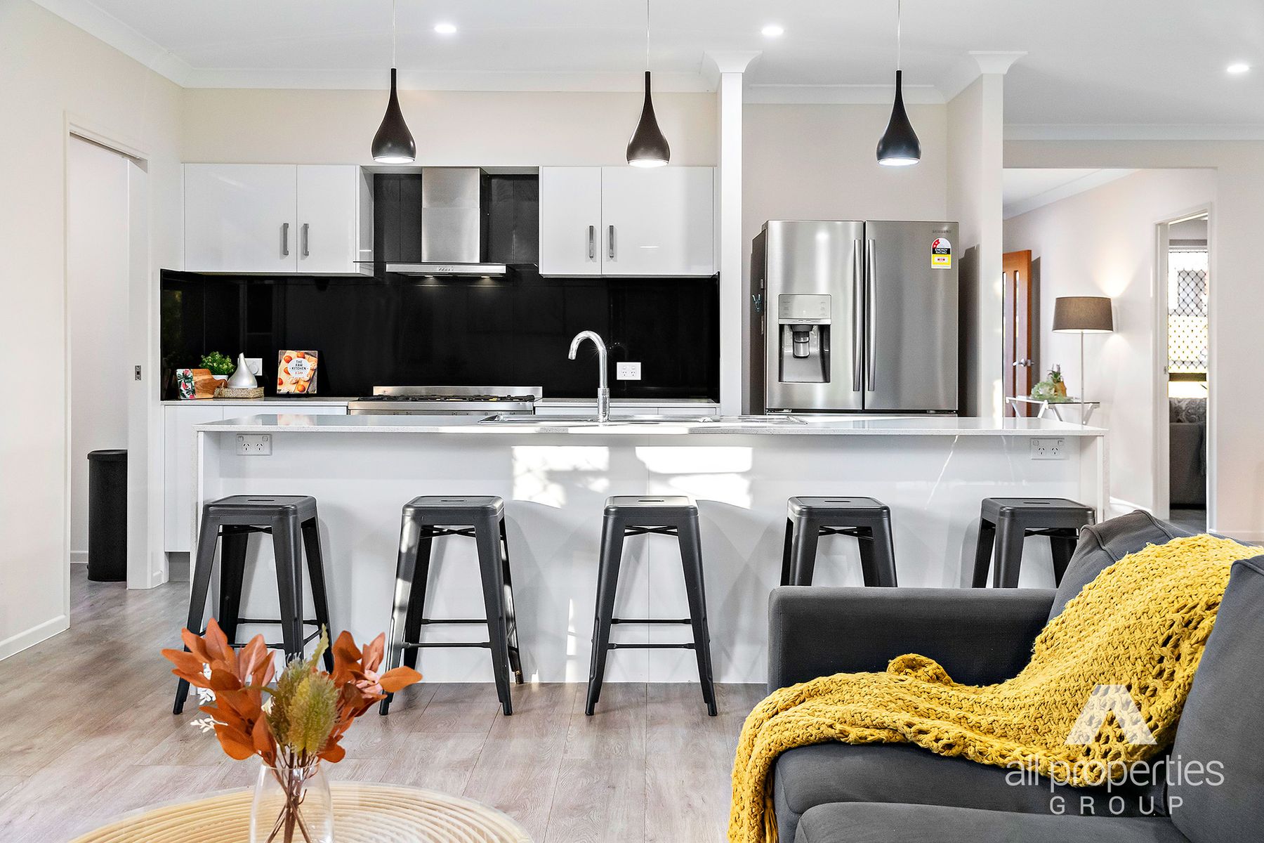 25-27 Olley Street, New Beith QLD 4124, New Beith - Thumbnail 2
