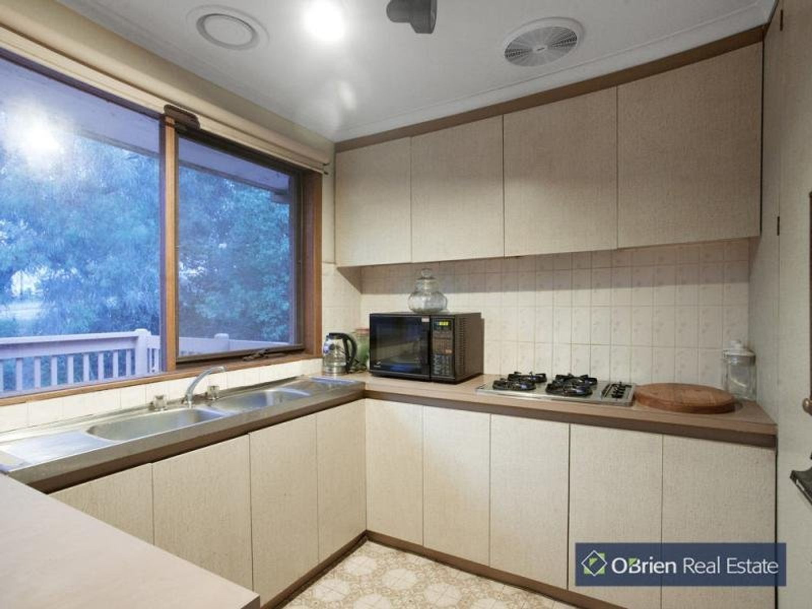 9 Coledale Court, Endeavour Hills, VIC 3802, Endeavour Hills - Thumbnail 2